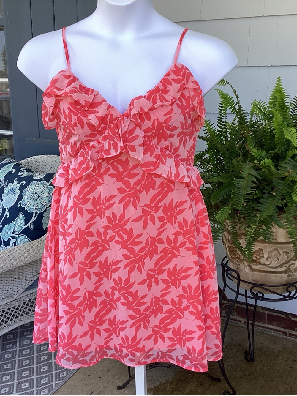 Francesca’s Miami Pink and Coral Floral Ruffle Slip Dress LNWOT Size L - Picture 5 of 15
